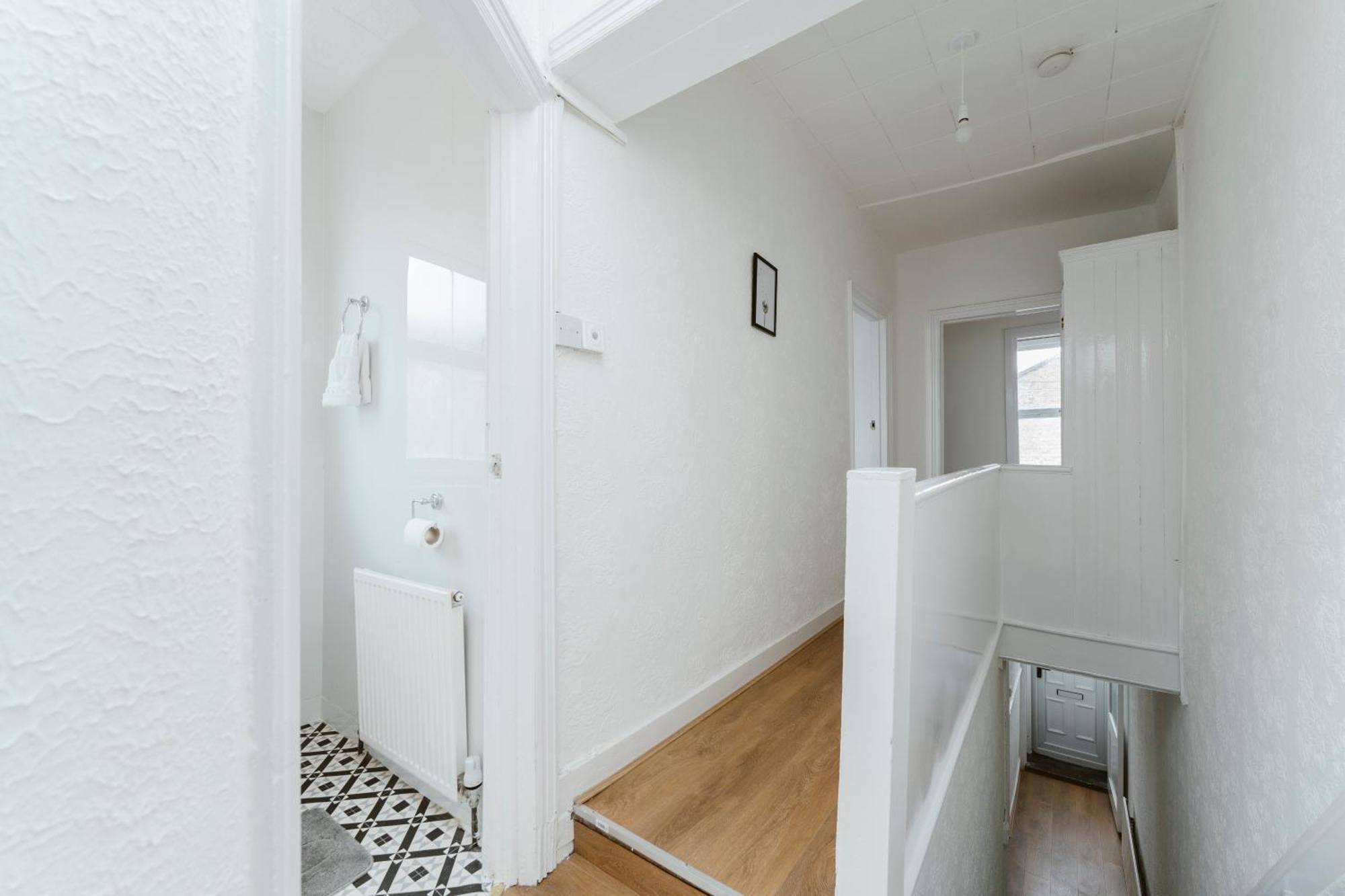 Manor House Great Rooms To Stay London Exterior photo